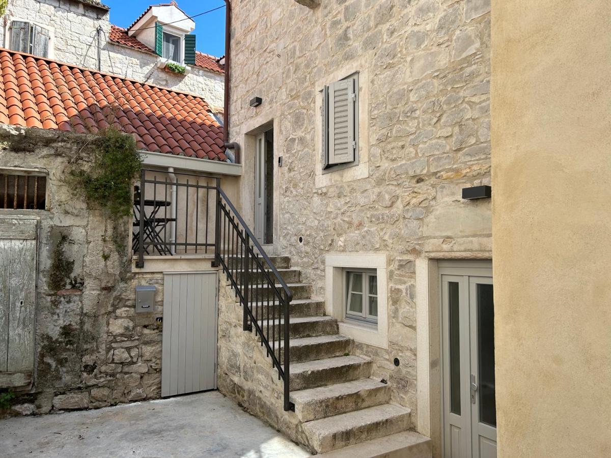 Radunica Old Town - Studio Apartment 3 Spalato Esterno foto